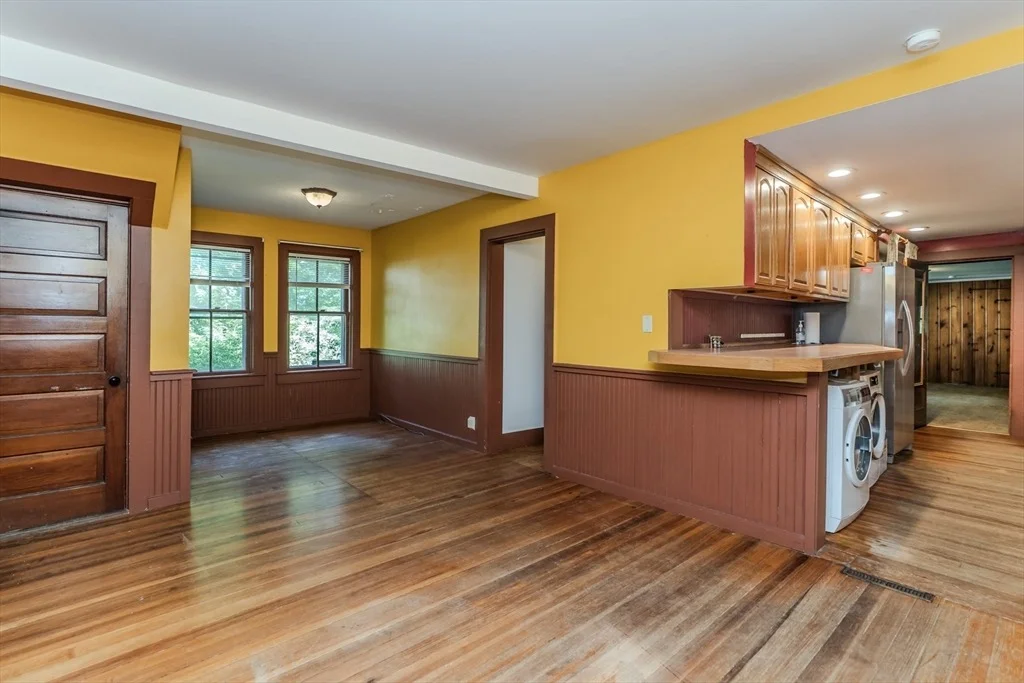 Photo of 52 Maple St
