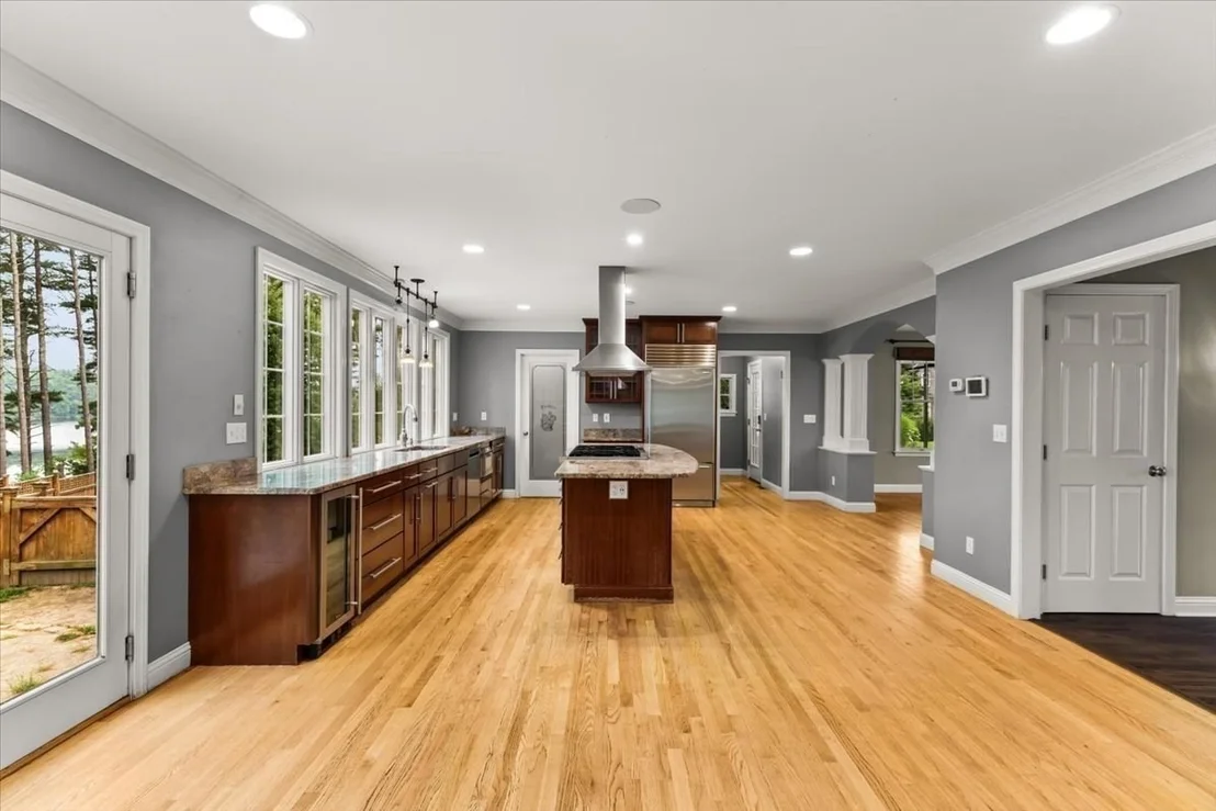 Photo of 22 Red Pine Ln