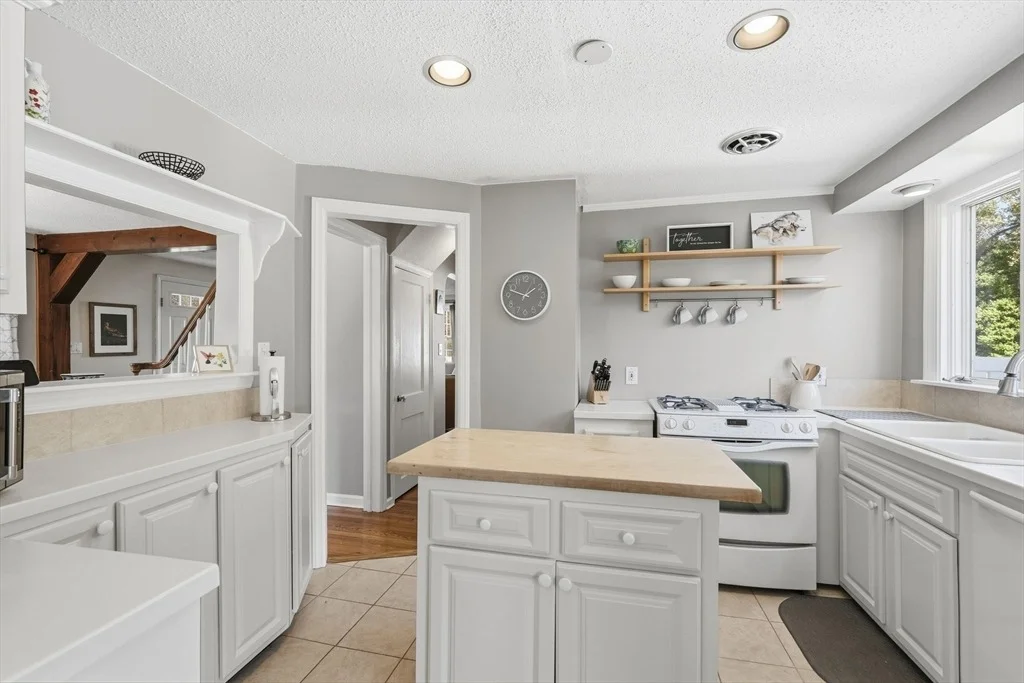 Photo of 50 Overlook Dr
