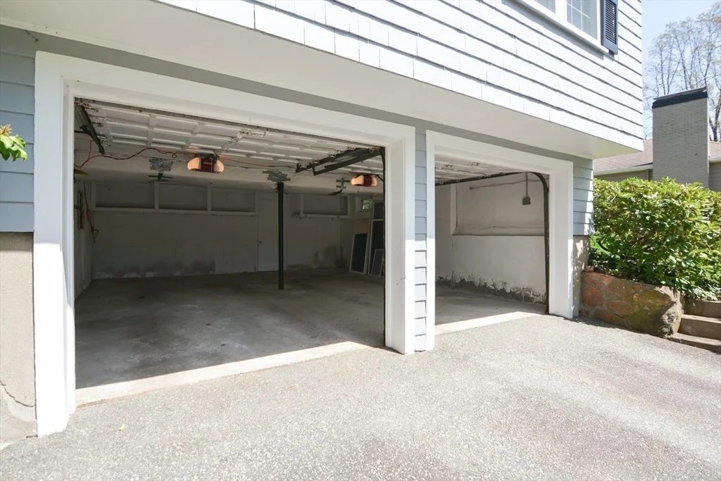 Photo of 35 Windemere Rd