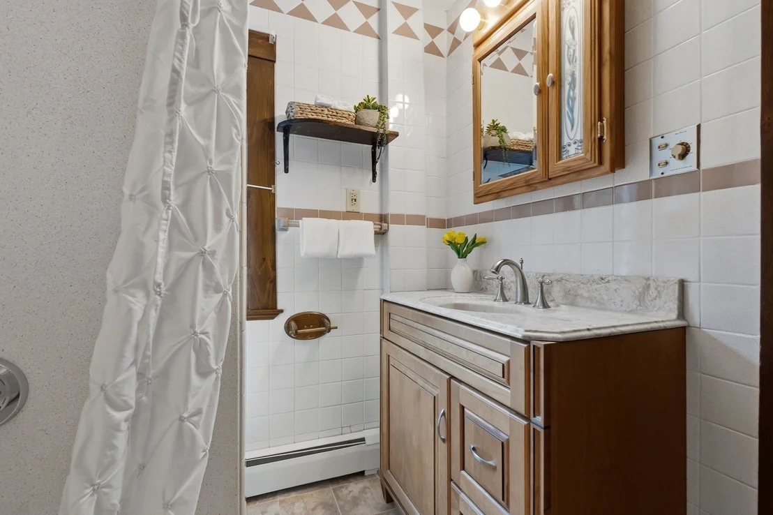 Photo of 4 Longfellow St
