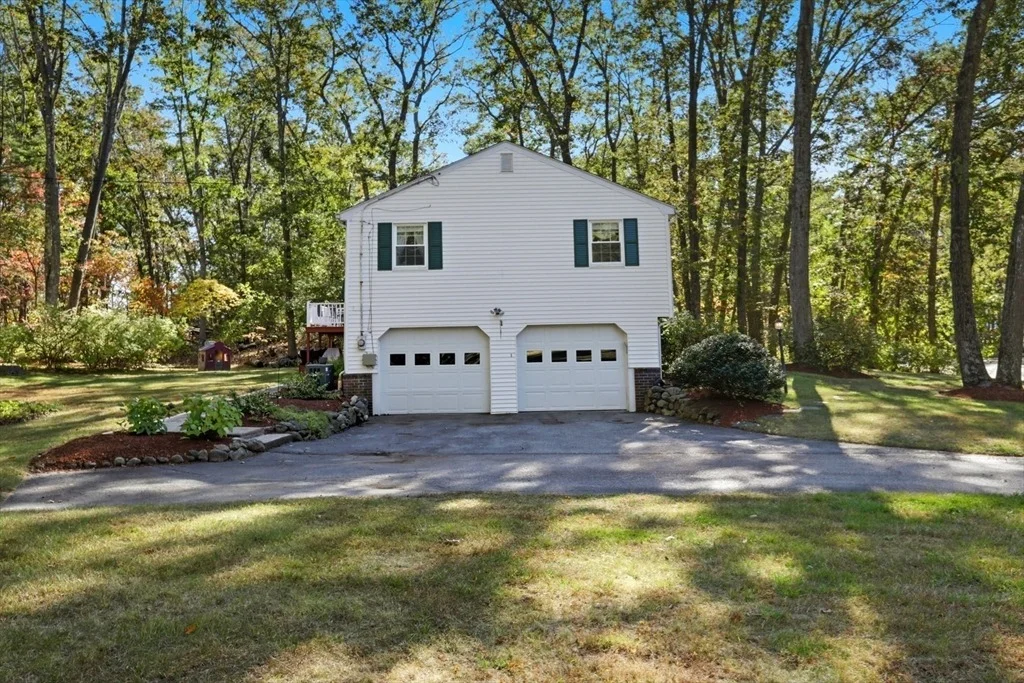 Photo of 2 Glenwood Rd