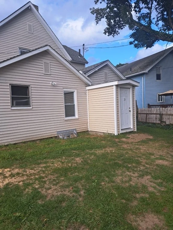 Photo of 94 Massasoit Rd