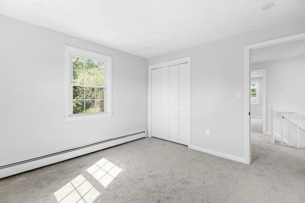 Photo of 20 Barbara Circle