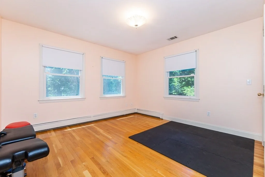 Photo of 133 Concord Rd