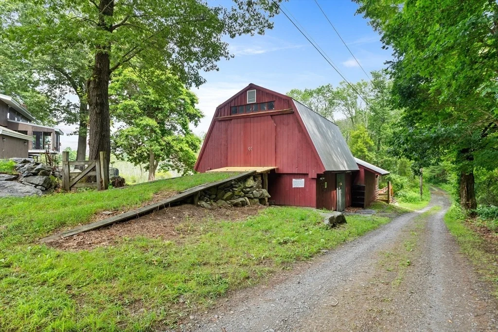 Photo of 292 Berlin Rd