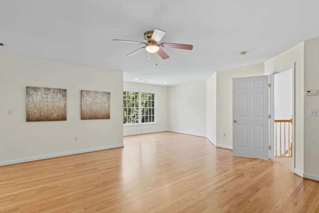 Photo of 19 Bellows Rd