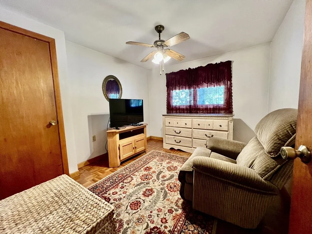 Photo of 60 Carousel Dr.