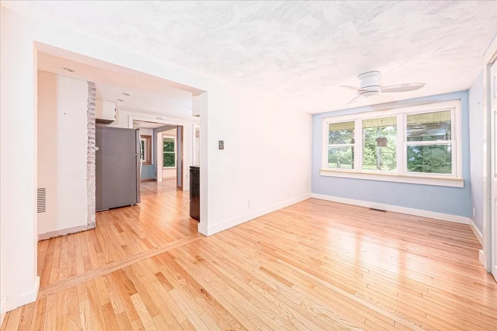 Photo of 13 Shore Ave