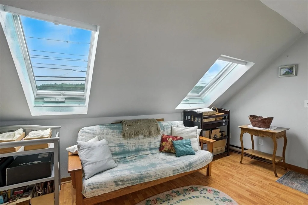 Photo of 672 Washington Street