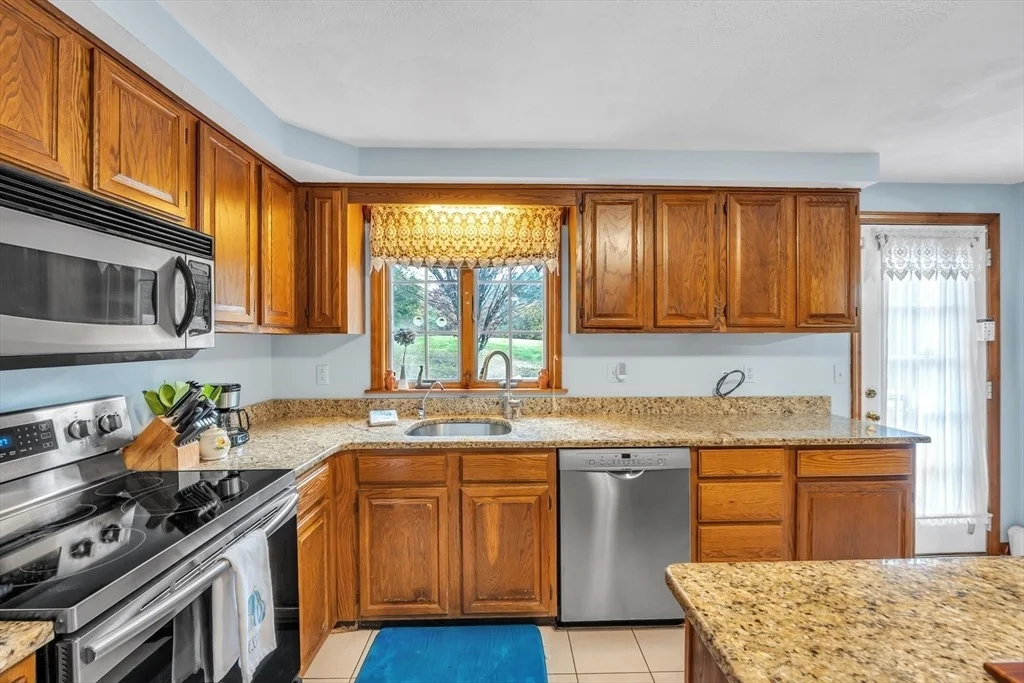 Photo of 143 Charlton Rd