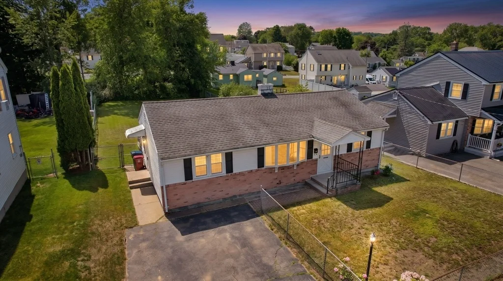 Photo of 160 Burnham Road