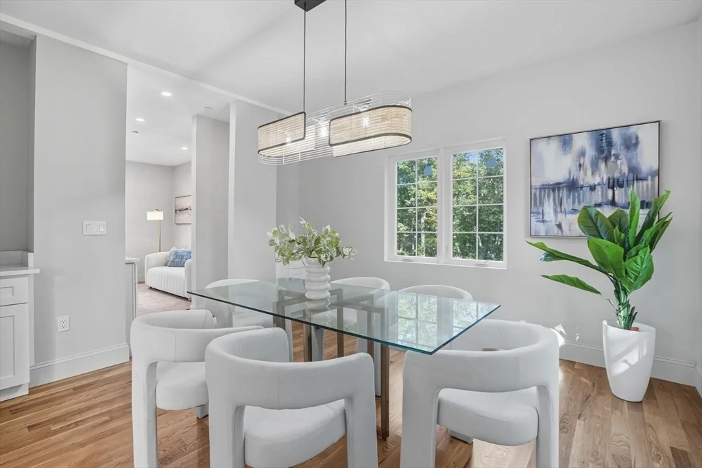Photo of 9 Lovis Ave