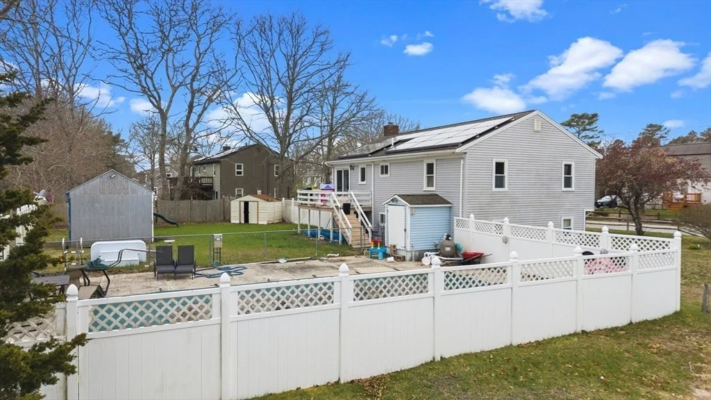 Photo of 51 Hideaway Ln