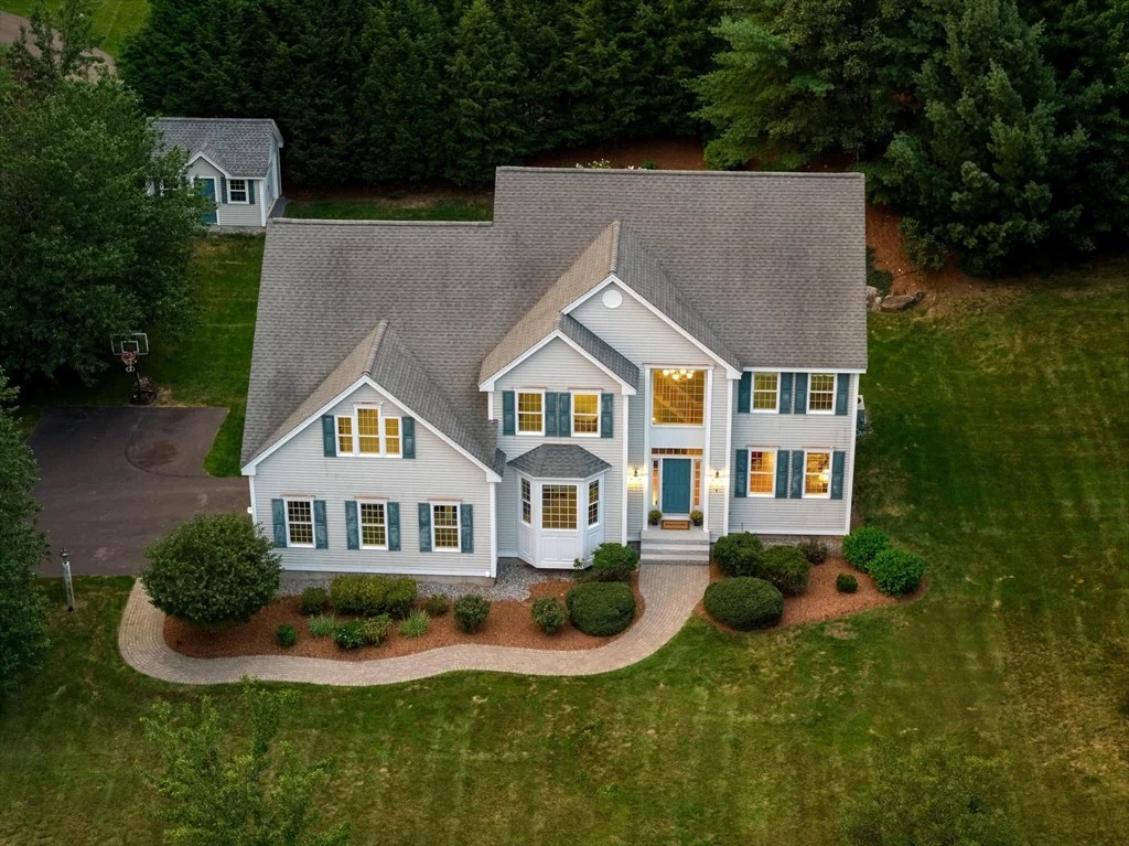 Photo of 8 Trailside Way