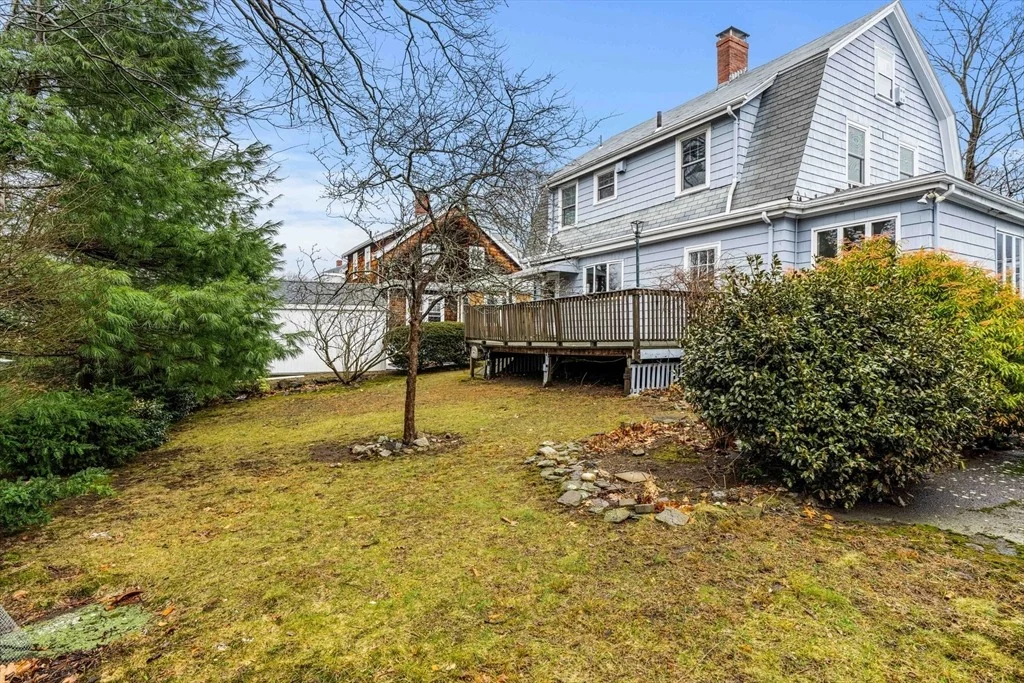 Photo of 184 Aspen Rd