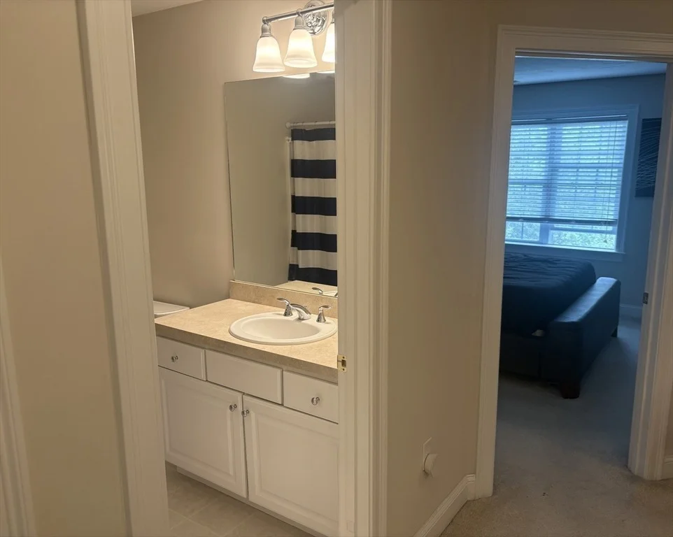 Photo of Unit B at 43 Longview Cir