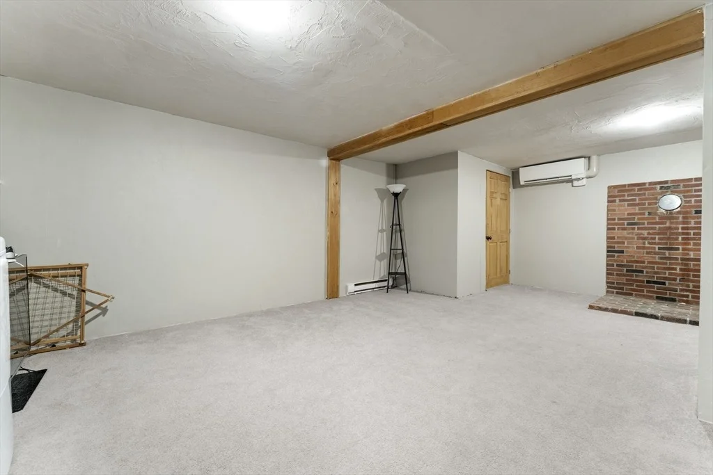 Photo of 11 Scenic Ave