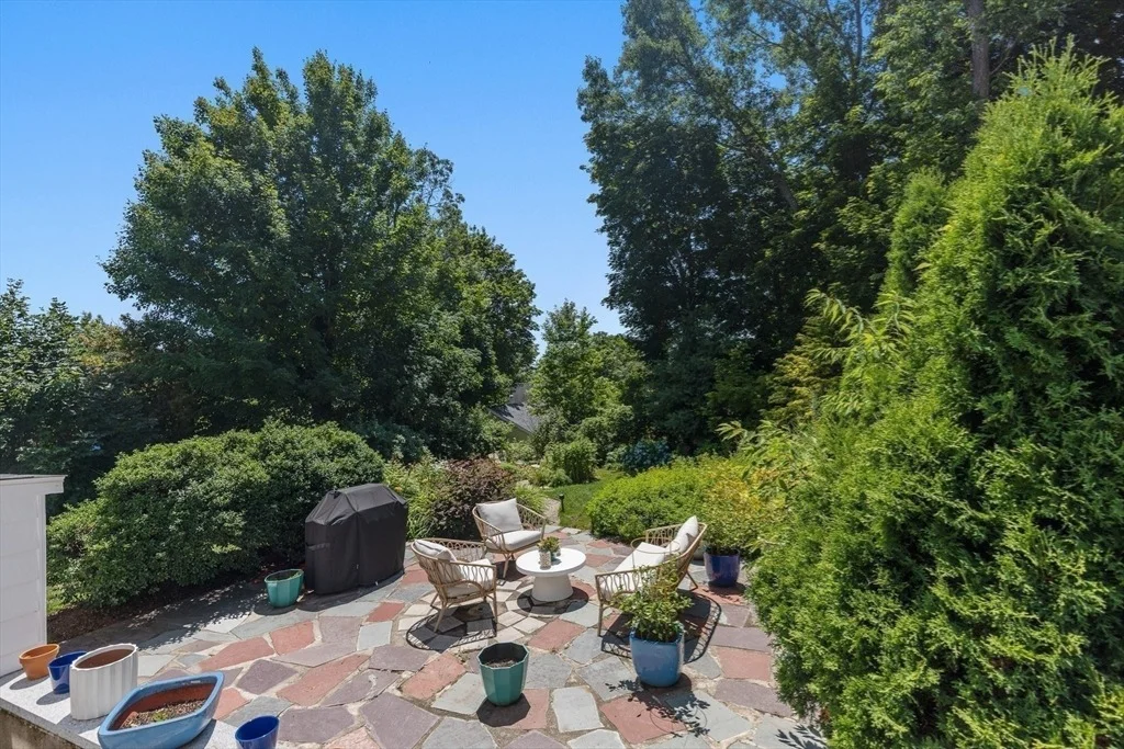 Photo of 12 Arborview Rd