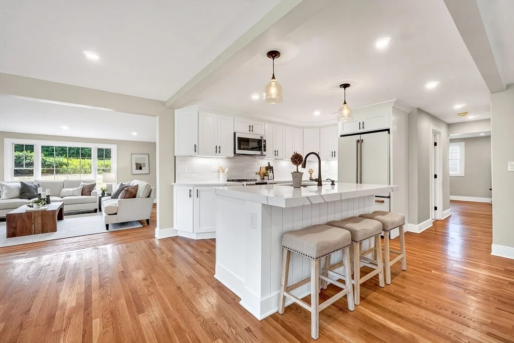 Photo of 28 Fieldstone Dr