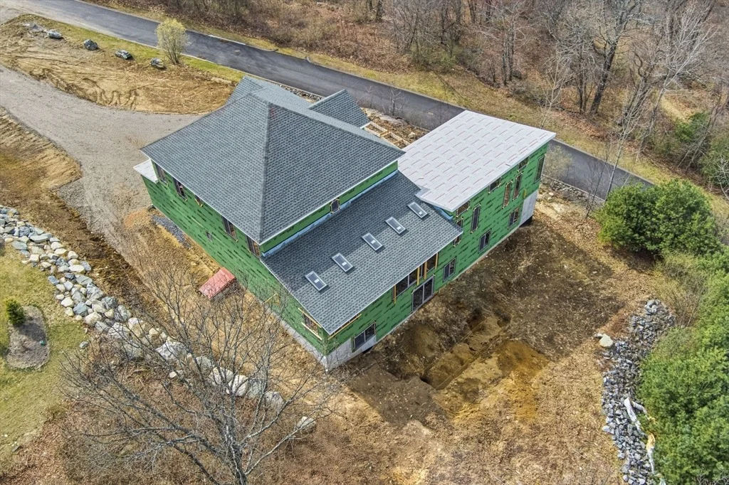 Photo of 135 Nobscot Drive