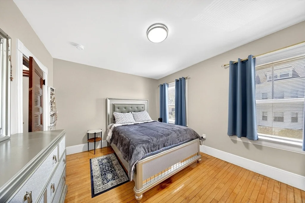 Photo of 710 High St
