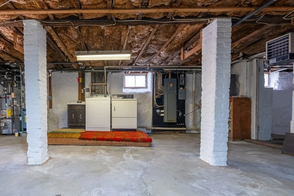 Photo of 1244 Globe Street