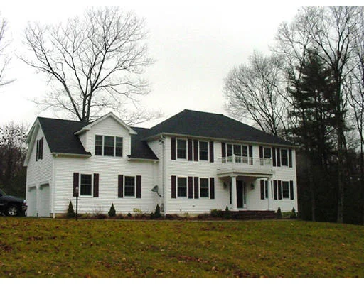 Photo of 101 Louise Dr