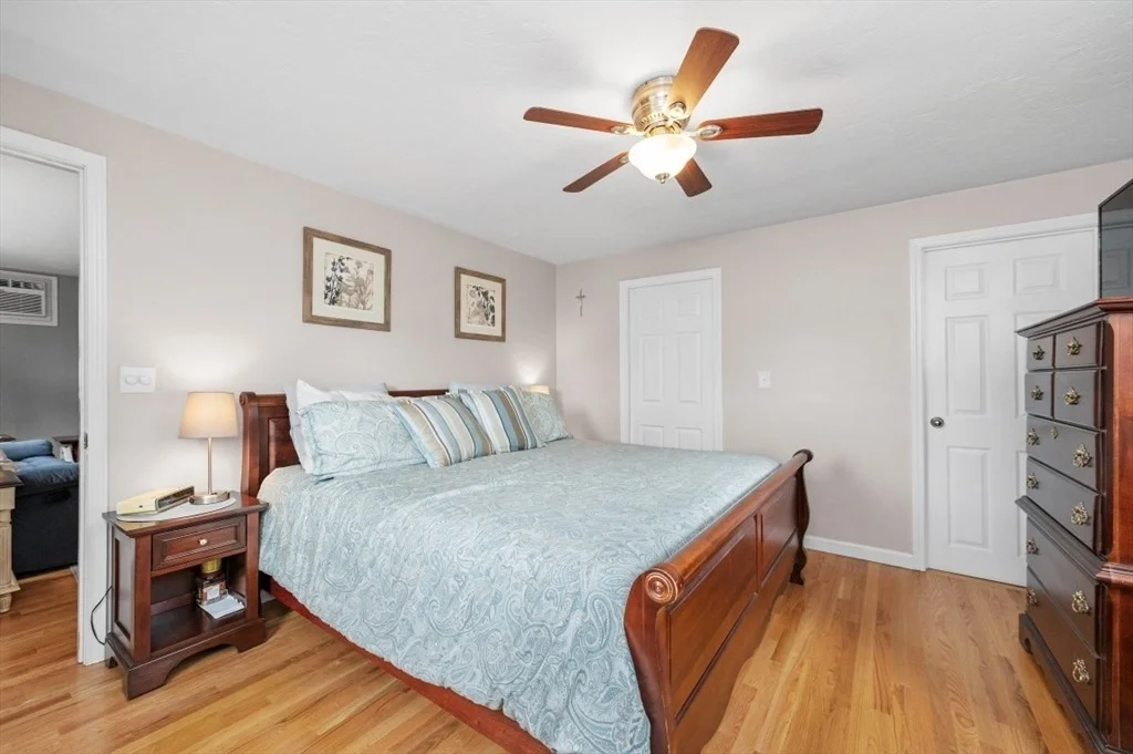 Photo of 10 Shade St