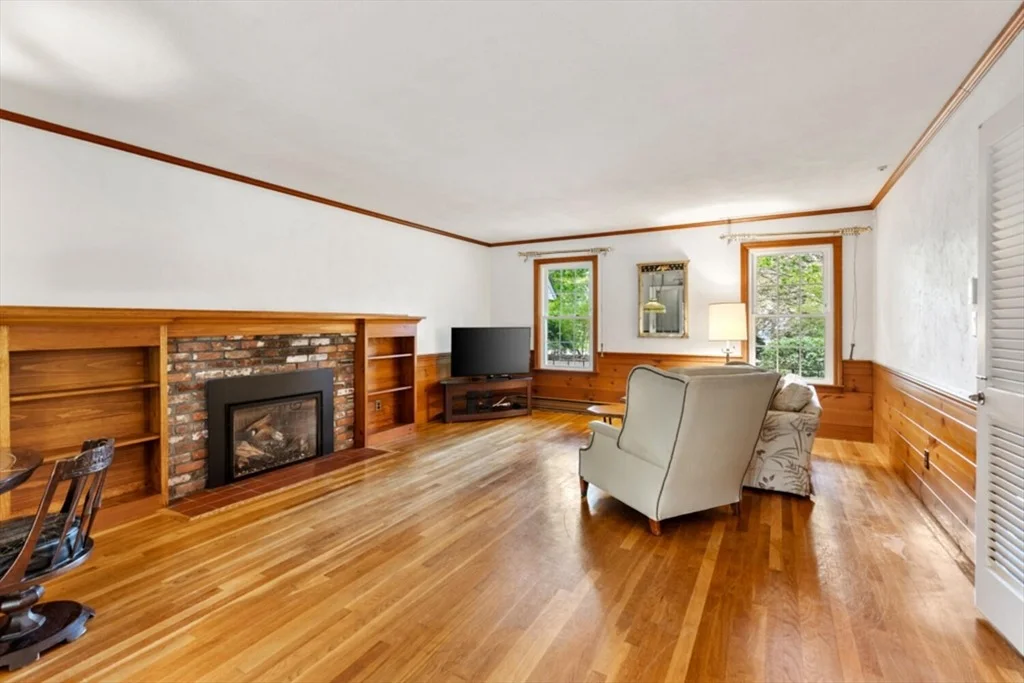Photo of 108 Indian Spring Rd
