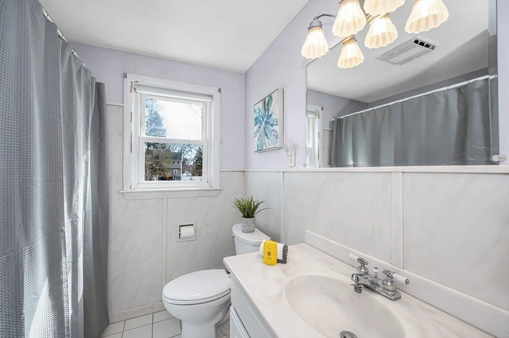 Photo of 49 Oak St