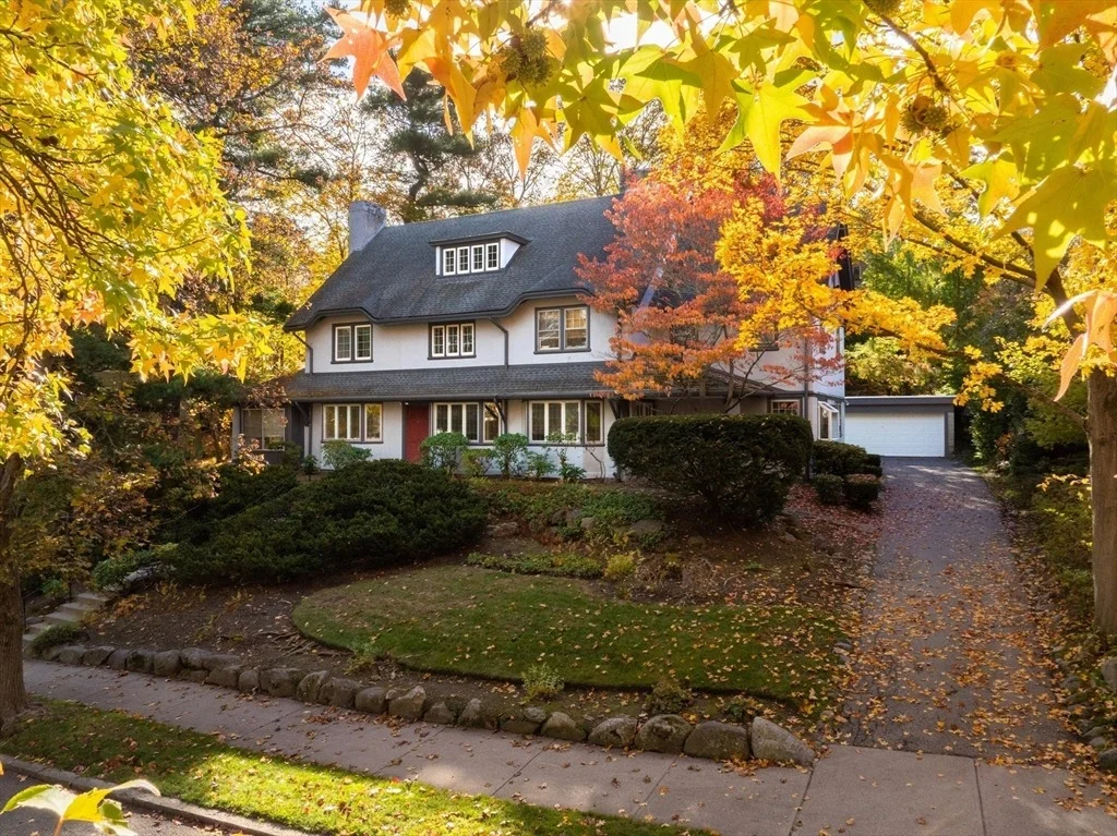 Photo of 282 Buckminster Rd