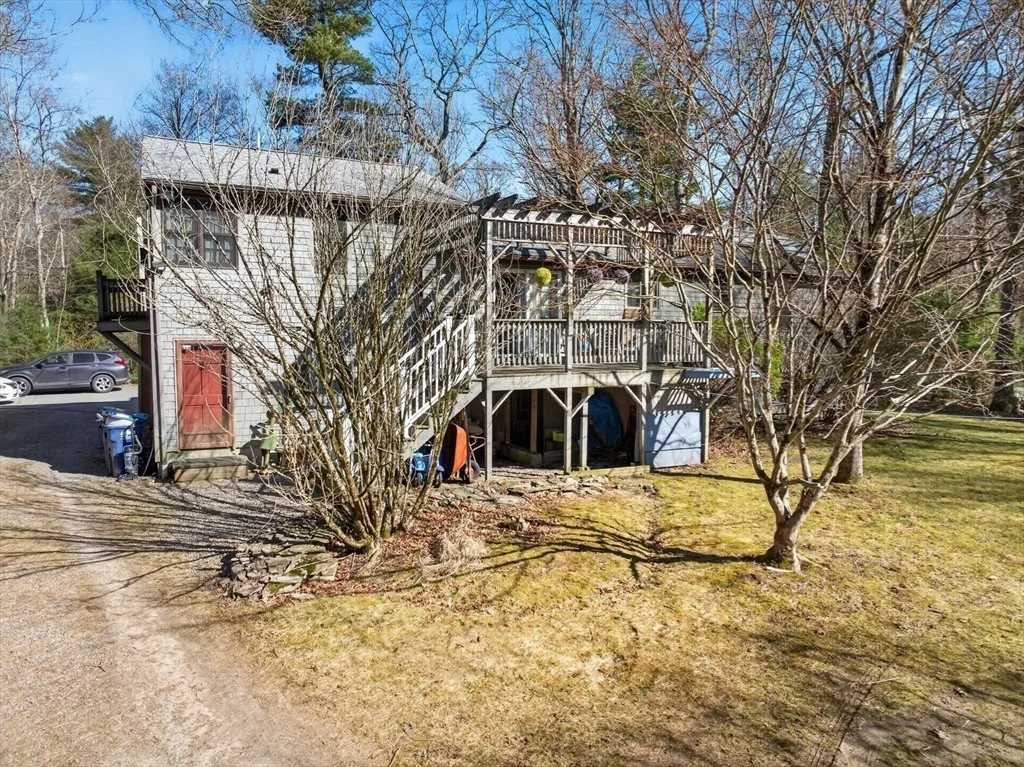 Photo of 84 Fairview Ave
