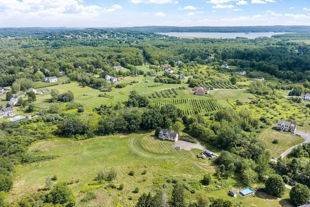 Photo of 140 Chace Hill Rd