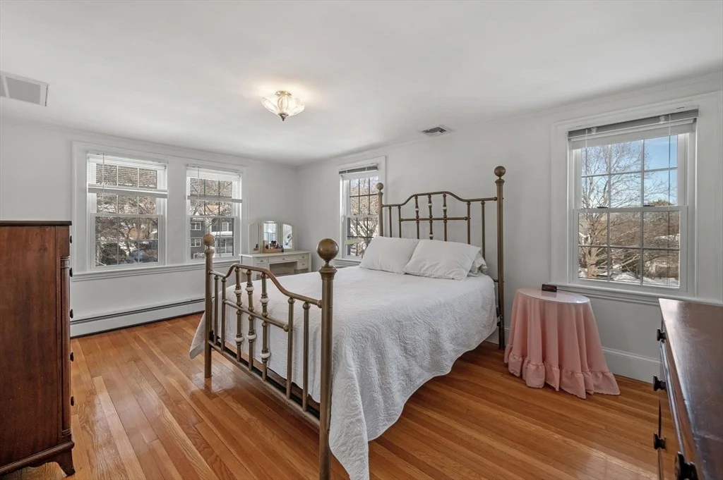 Photo of 11 Everett Paine Boulevard