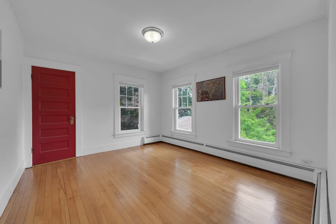 Photo of 26 Nelson Pl