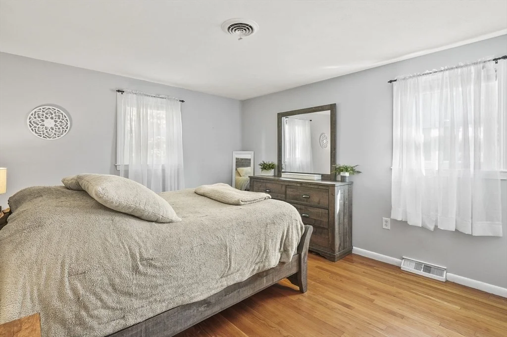 Photo of 5 Hawthorne Circle