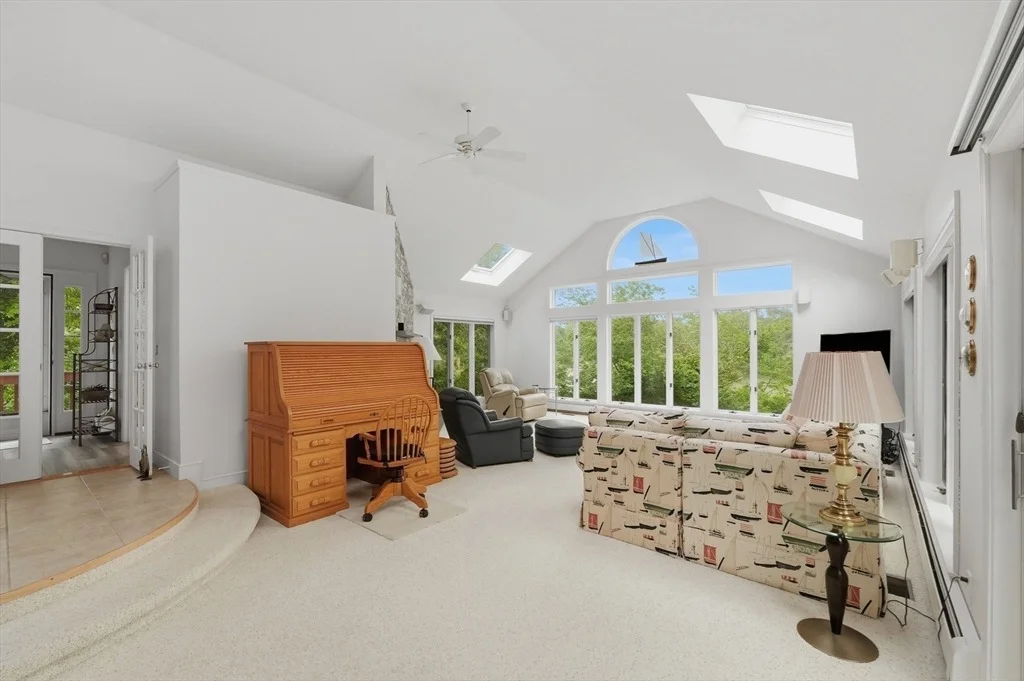 Photo of 34 Shirley Point Rd