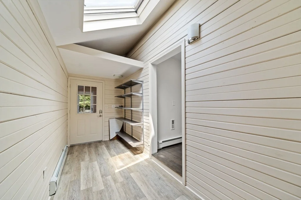 Photo of 32 Maple Ave
