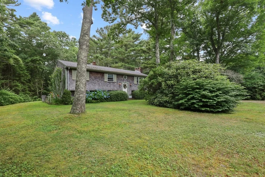 Photo of 566 County Rd