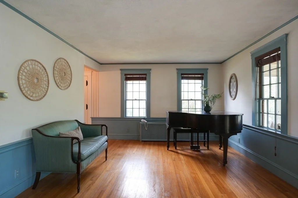 Photo of 27 Parker Rd