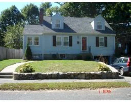 Photo of 140 Pine Grove St