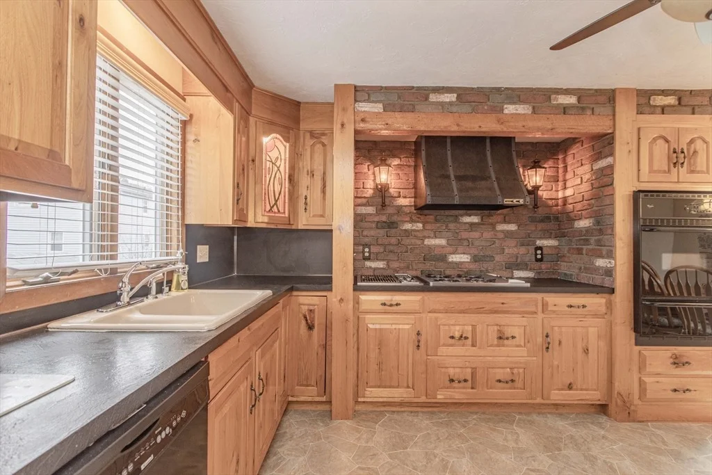 Photo of 71 Vallaro Rd