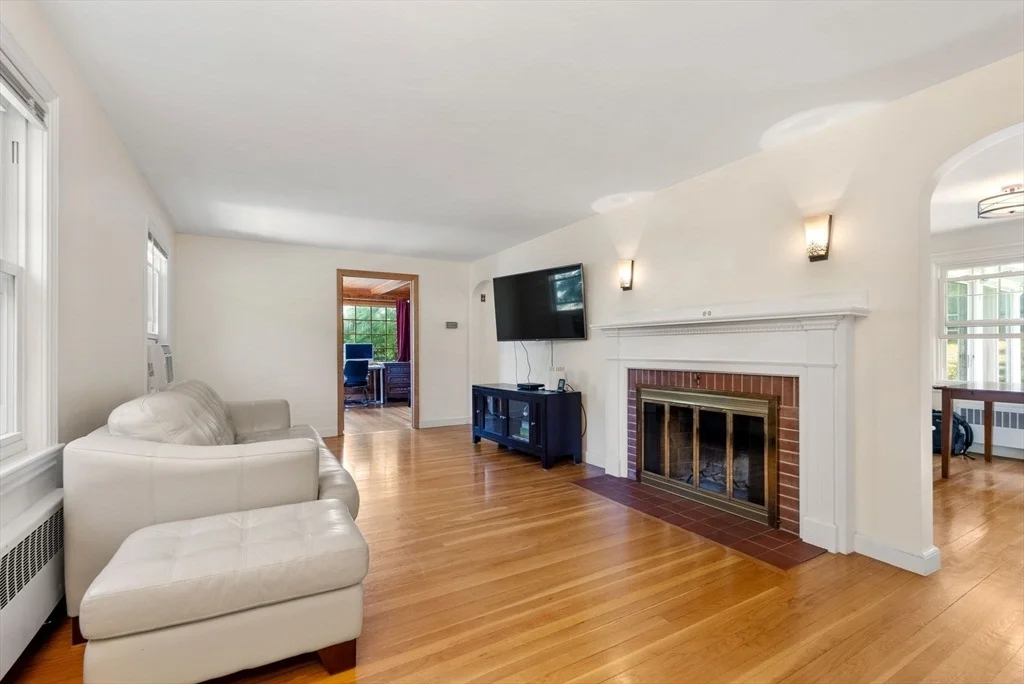 Photo of 6 Chute Rd