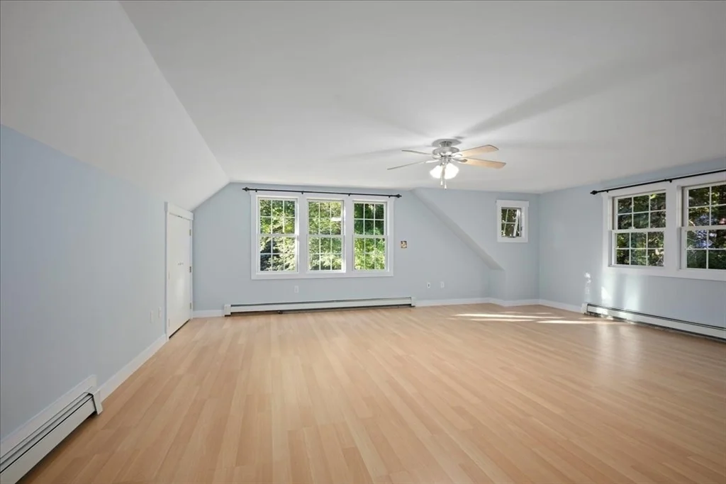 Photo of 2 Fairview Dr