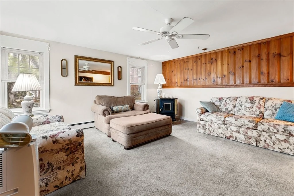 Photo of 111 Den Quarry Rd
