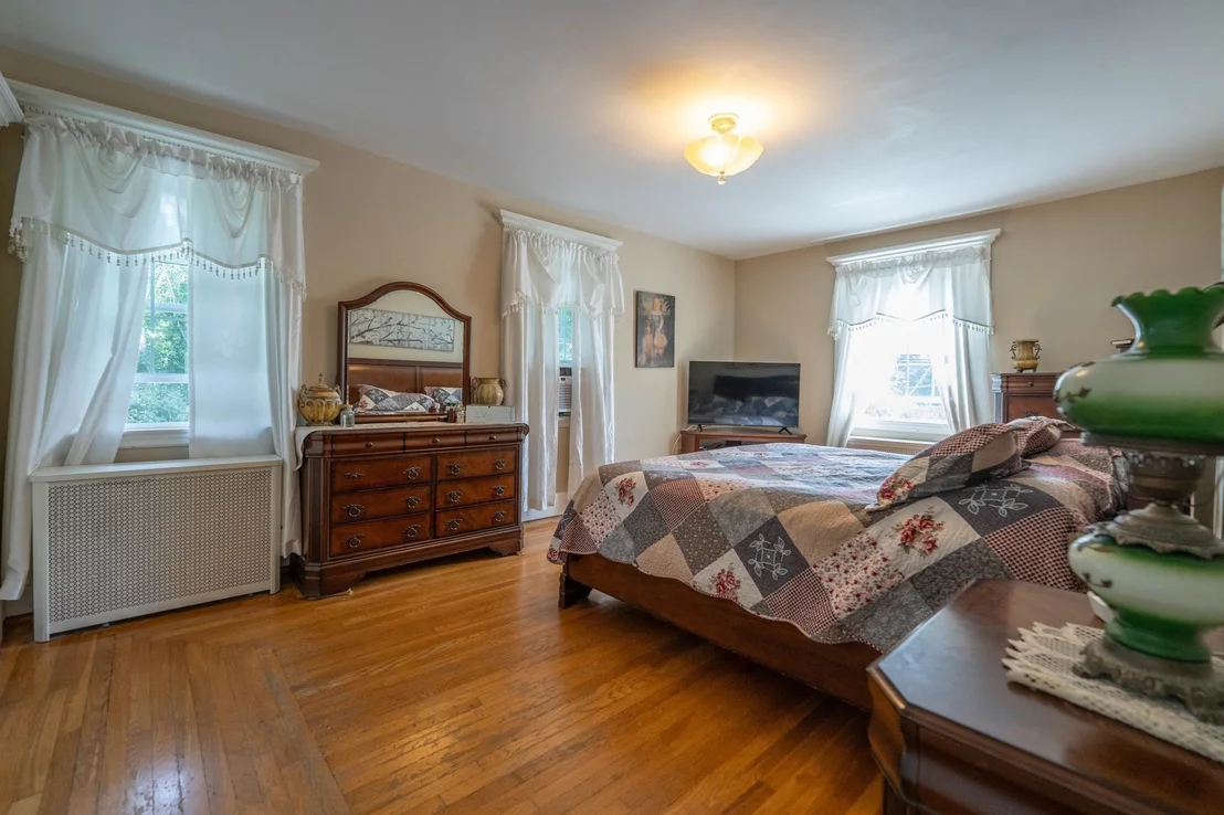 Photo of 55 Akin St