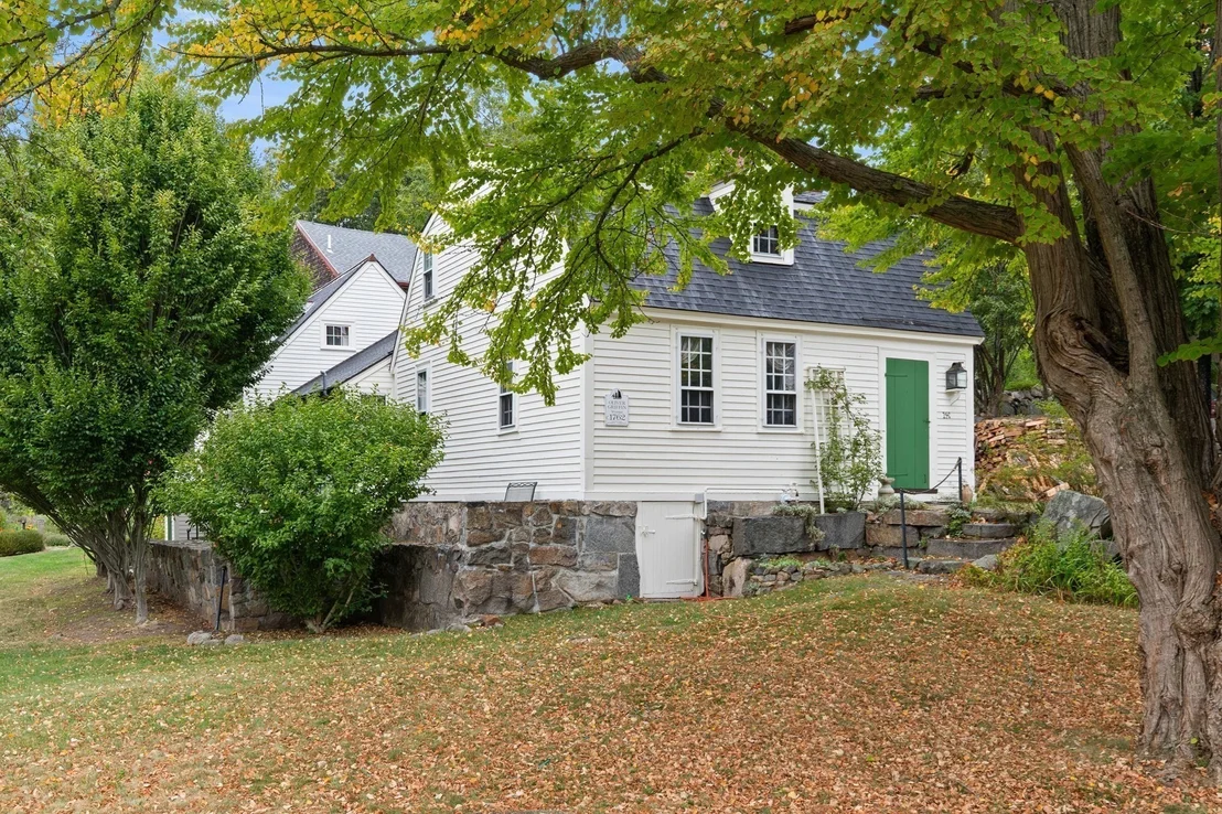 Photo of 146 Leonard St