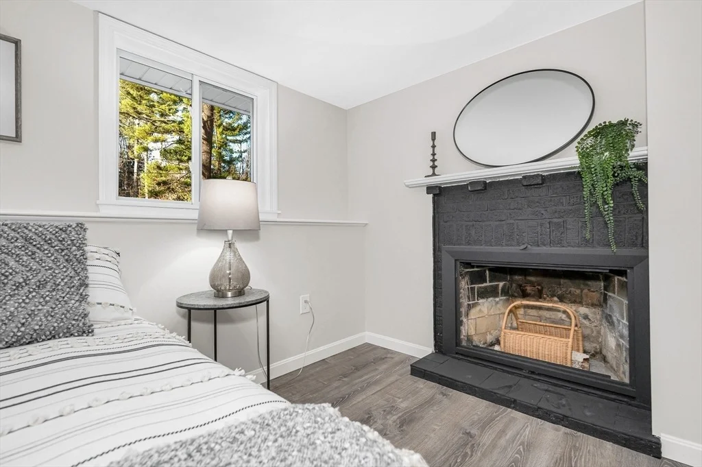 Photo of 4 Melody Ln
