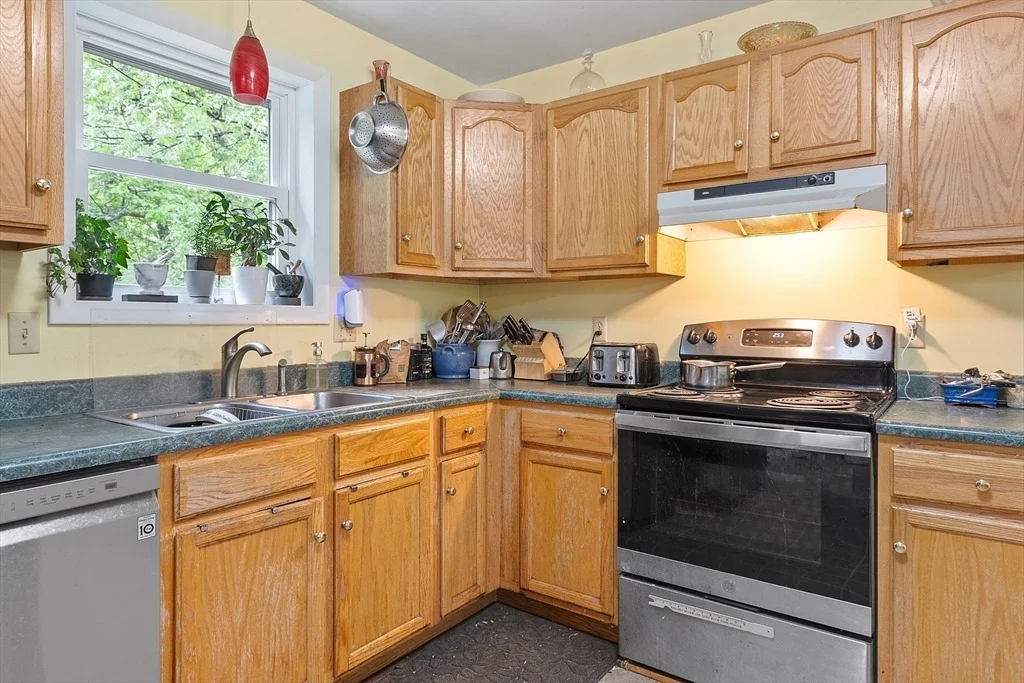 Photo of 16 Mountain Rd